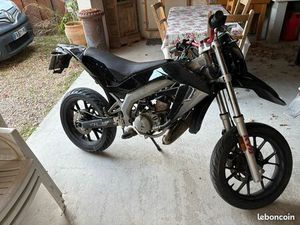 MOTO 50 CC APRILIA SX