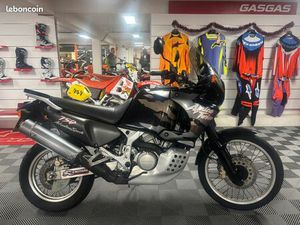 HONDA 750 AFRICA TWIN