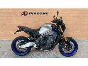 YAMAHA - MT 09