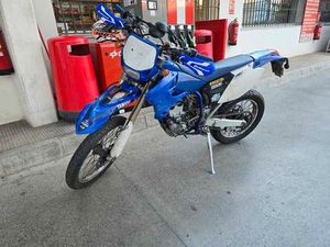 YAMAHA - WR