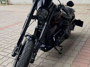 HARLEY-DAVIDSON FXDR 114