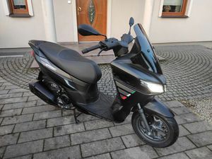 APRILIA SXR 50 (TRANSPORT) WODZISLAW ŚLĄSKI