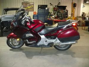 2005 HONDA ST1300
