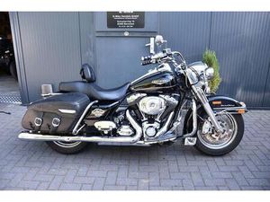 HARLEY-DAVIDSON ROAD KING CLASSIC FLHRCI ACRAPOVIC