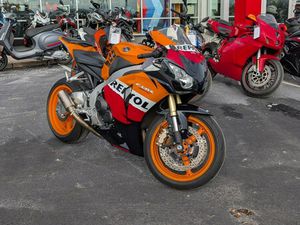 2011 HONDA CBR1000RR