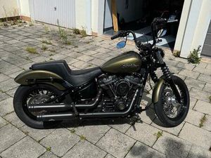 HARLEY-DAVIDSON STREET BOB