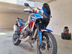AFRICA TWIN 1100 2023 DCT