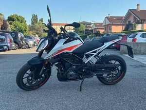 KTM 390 DUKE BIANCO