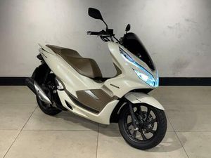 HONDA PCX 150 DLX
