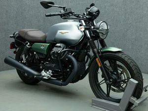 2022 MOTO GUZZI V7 STONE CENTENARIO E5 850 W/ABS