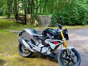 BMW G310R