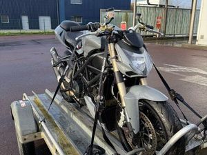 DUCATI 848 STREETFIGHTER