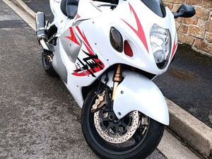 HAYABUSA GSXR 1300