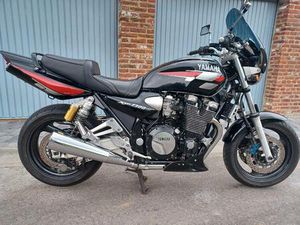 ② YAMAHA XJR 1300 - !!! CARBURATEURS !!!
