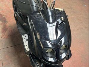 VENDS OU ÉCHANGE PEUGEOT TREKKER