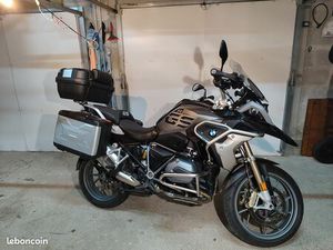 BMW 1200 GS R (VERSION EXCLUSIVE)