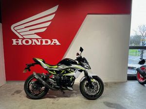 KAWASAKI Z 125 2019 125 CM3 | MOTO ROADSTER | 24 350 KM | BLANC | 35132 VEZIN LE COQUET