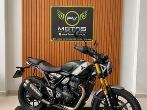 TRIUMPH SCRAMBLER 400 X