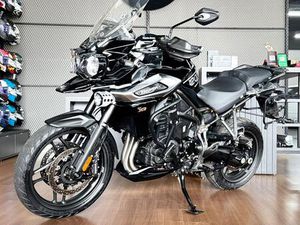 TRIUMPH TIGER 1200 XR