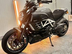 DUCATI DIAVEL AMG N. 247 ARADAS