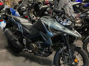 VENDO SUZUKI V-STROM 1050SE (2025) USATA A SENAGO (CODICE 9894039) - MOTO.IT