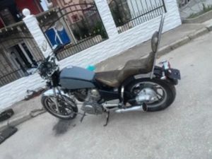 YAMAHA VIRAGO 750