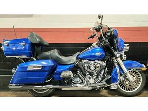 2010 HARLEY-DAVIDSON® FLHTC - ELECTRA GLIDE® CLASSIC