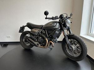 DUCATI SCRAMBLER NIGHTSHIFT *ERSTE HAND*