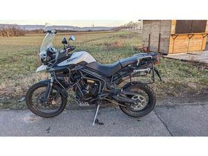 TRIUMPH TIGER 800 XC
