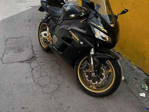 HONDA CBR 1000 FIREBLADE