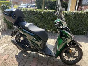 HONDA SH 150I VETRO