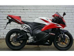 HONDA CBR 600 PC40 ABS! AKRAPOVIC