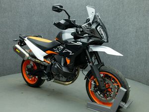 2024 KTM 890 SMT W/ABS