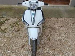 MOTORINO PIAGGIO LIBERTY 50