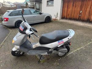 APRILIA LEONARDO 125 CCM ROLLER WENIG KM GEFAHREN