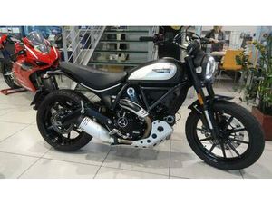 VENDO DUCATI SCRAMBLER 800 ICON DARK (2021 - 22) USATA A NICHELINO (CODICE 9894042) - MOTO.IT