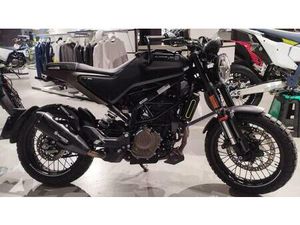 VENDO HUSQVARNA SVARTPILEN 125 (2021 - 23) USATA A FIRENZE (CODICE 9894421) - MOTO.IT