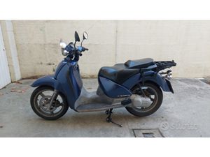 APRILIA SCARABEO 150