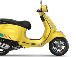 VESPA PRIMAVERA 125 S WEIHNACHTSSPECIAL!