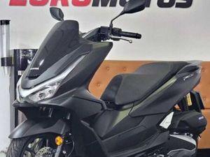 OPORTUNIDADE ÚNICA PCX EDIÇÃO ESPECIAL DX - 0 KM 2025 PÓVOA DE SANTO ADRIÃO E OLIVAL BASTO