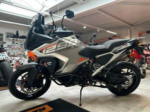 KTM KTM 1290 SUPER ADVENTURE S / AKRAPOVIC TECH PACK