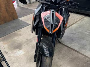 KTM 1290 SUPERDUKE R