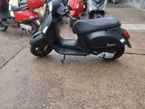 PIAGGIO VESPA GTS 125 SUPER TECH