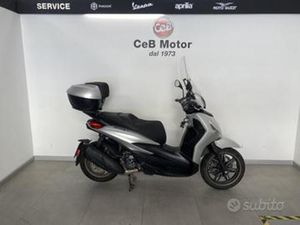 PIAGGIO BEVERLY 300 HPE