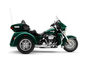 2024 HARLEY-DAVIDSON® TRI GLIDE™ ULTRA ALPINE GRN/BLK W/ PINSTRIPE