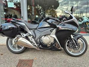 HONDA VFR 1200 F