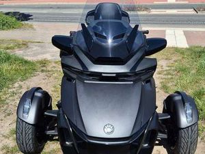 CAN-AM SPYDER RT