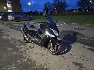 TMAX 500, 2009, 24600KM TRÈS PROPRE.