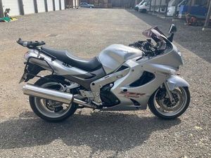 KAWASAKI ZZR 1200