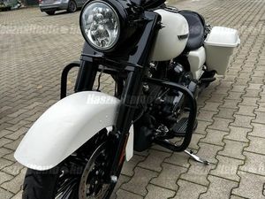 SPECIAL 4400KM TOP ÁLLAPOT